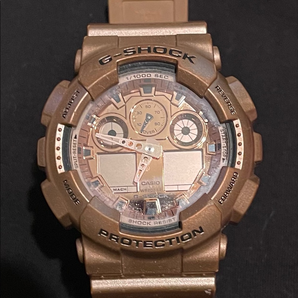 GSHOCK WATCH by CASIO